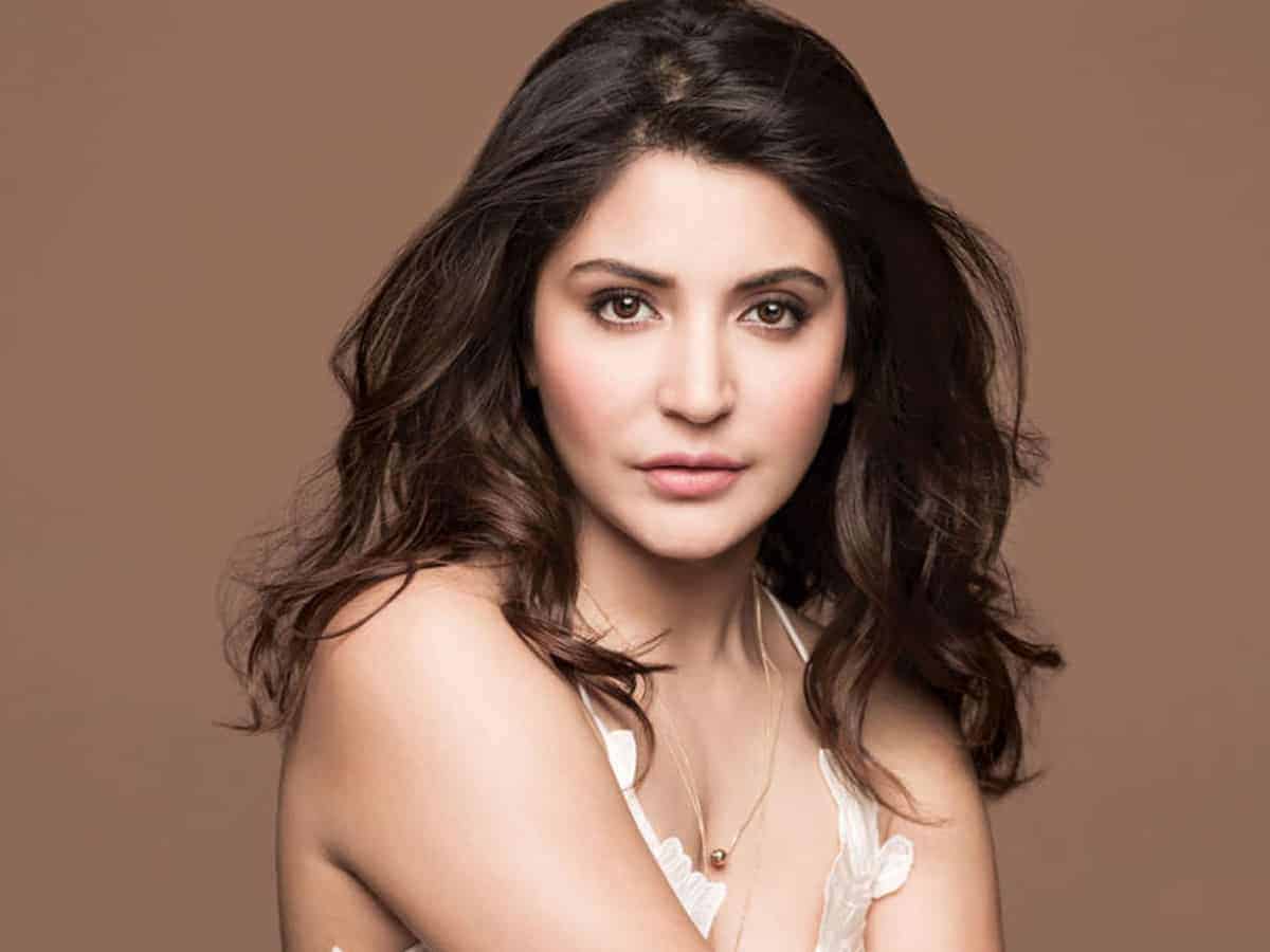 Anushka Sharma files plea against Maharashtra Sales Tax Dept | CanIndia News