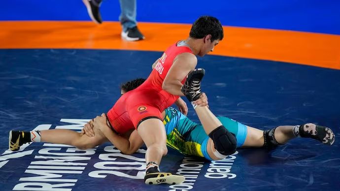 indian wrestlers